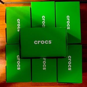 7 Empty Croc boxes